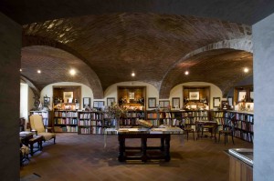 FOTO_BIBLIOTECA_ENOGASTRONOMICA2_LOW