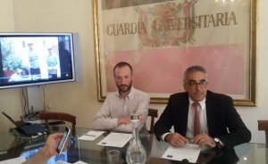 il rettore Angelo Riccaboni e il condirettore artistico di Visionaria Film Festival , Giuseppe Gori Savellini, durante la conferenza stampa di presentazione dell'iniziativa oggi in Rettorato