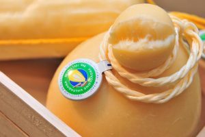 provolone-valpadana-dop