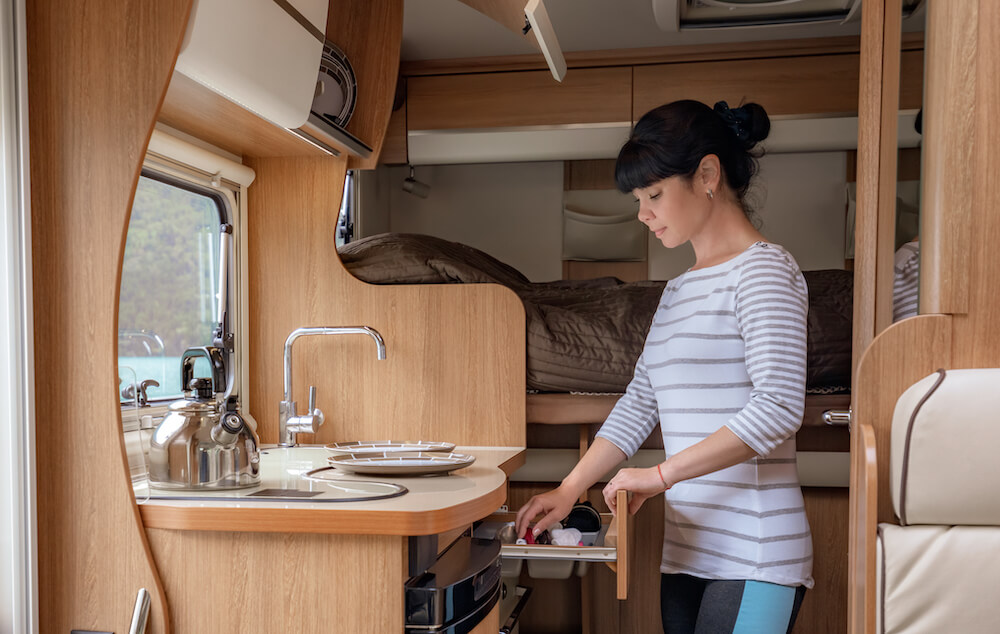 salone-del-camper-di-parma-cucinare-in-camper