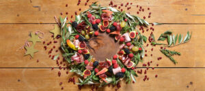 corona-augurale-salumi-frutta