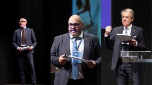 edoardo-gamboni-direttore-commerciale-gruppo-vege-al-centro-giovanni-arena-presidente-di-gruppo-vege-a-destra-giorgio-santambrogio-amministratore-delegato-di-gruppo-vege