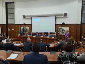 tavolo-trimestre-antinflazione-urso
