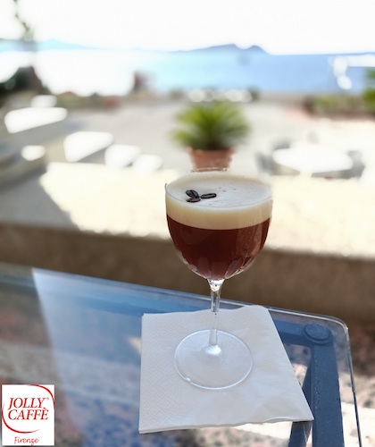 Caffè Freddo D’estate: Le Ricette Esclusive Dell’istituto Espresso Italiano (iei)
